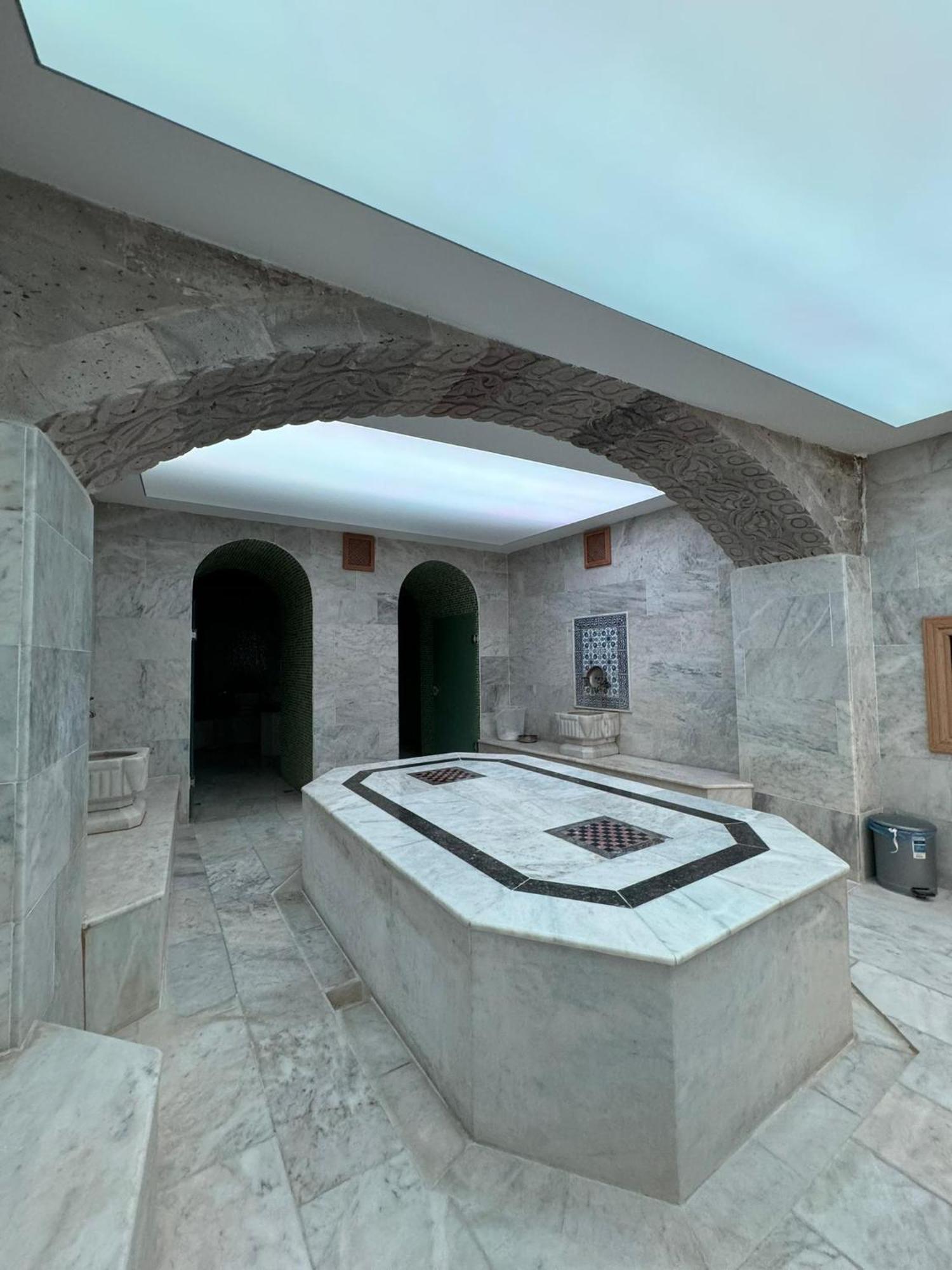 גורמה Century Cave Hotel מראה חיצוני תמונה