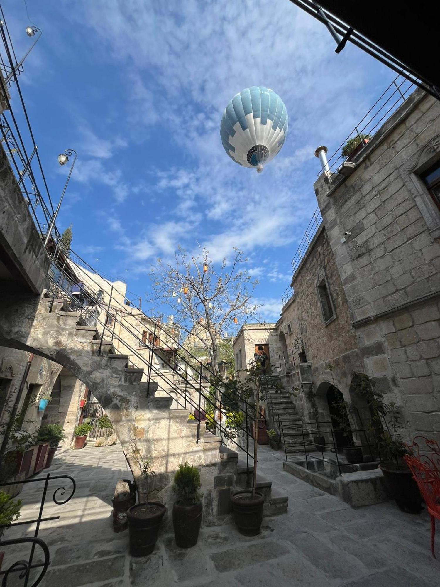גורמה Century Cave Hotel מראה חיצוני תמונה