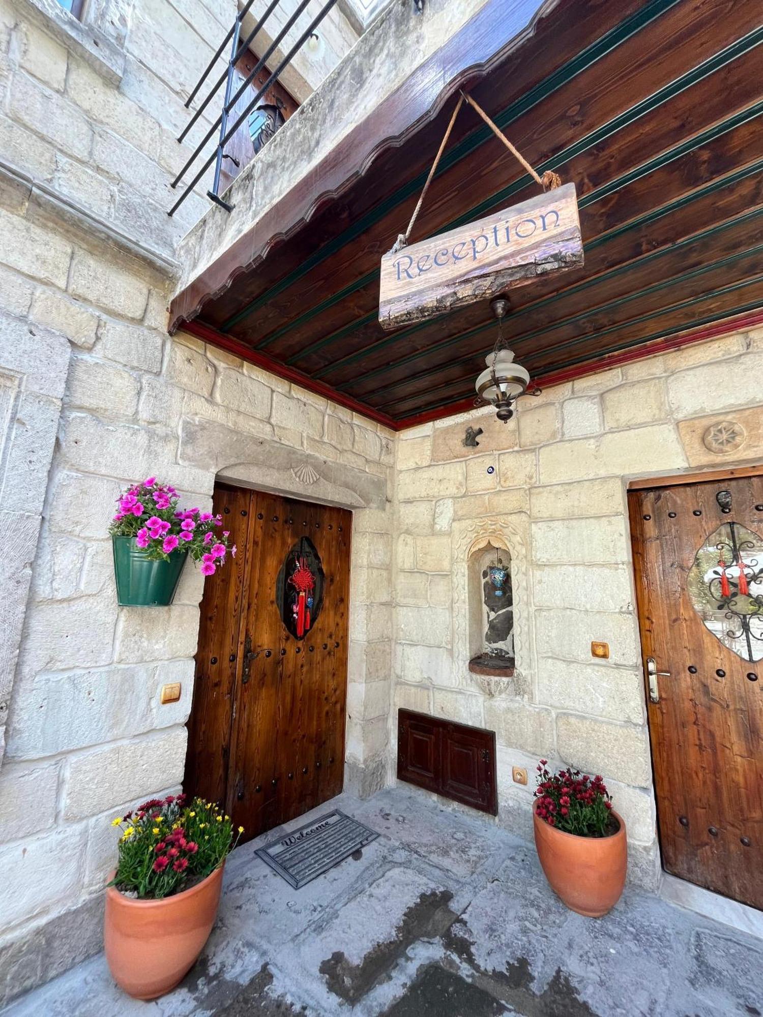 גורמה Century Cave Hotel מראה חיצוני תמונה