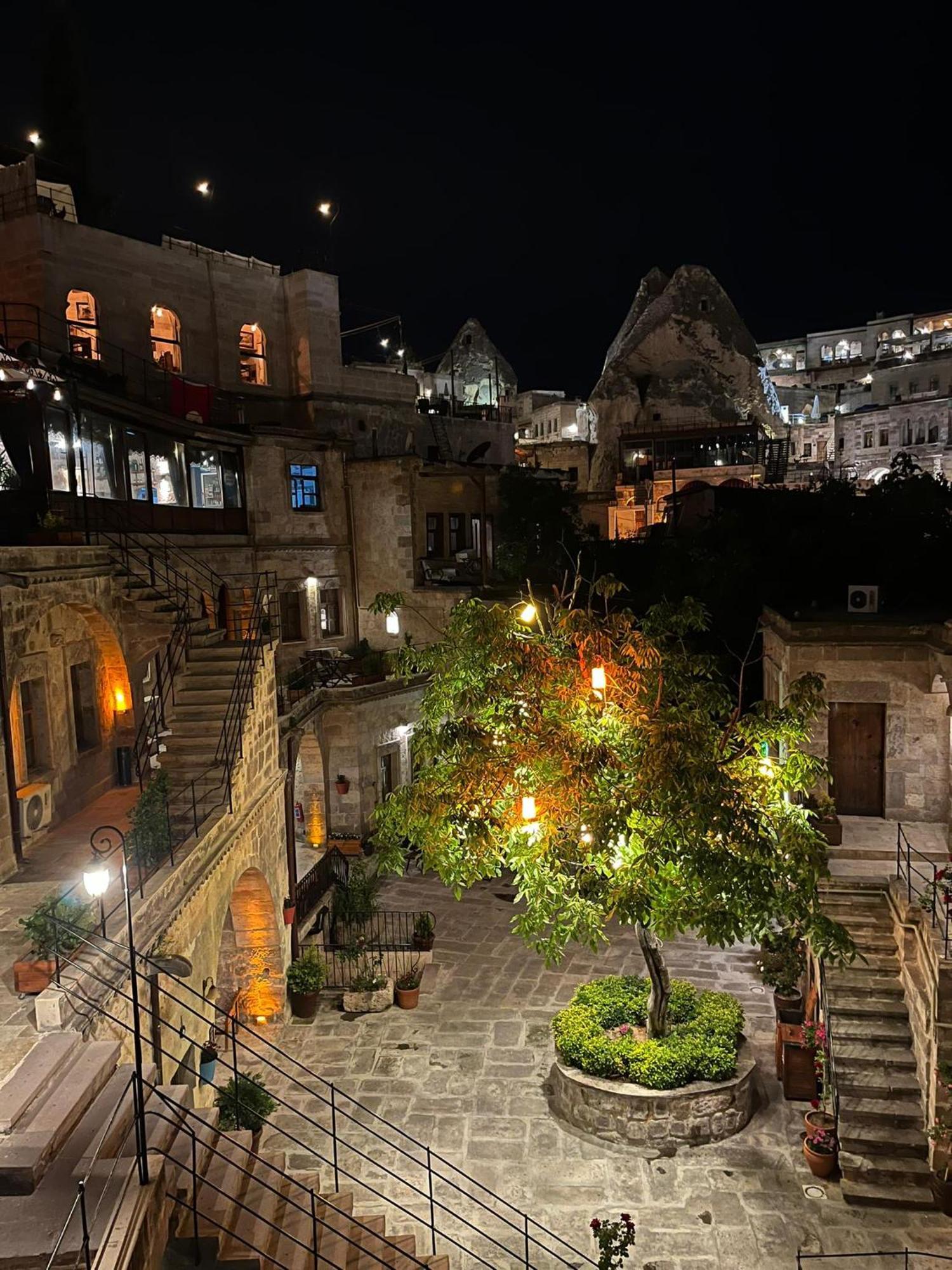 גורמה Century Cave Hotel מראה חיצוני תמונה