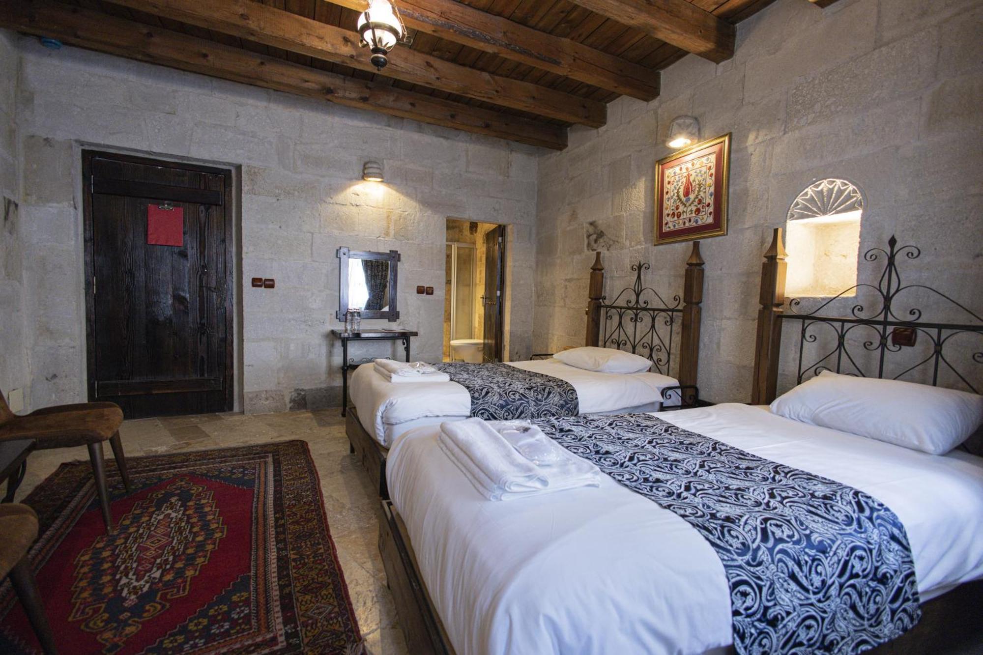 גורמה Century Cave Hotel מראה חיצוני תמונה