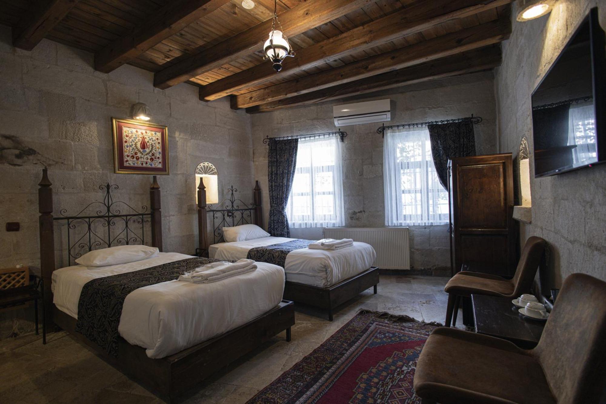 גורמה Century Cave Hotel מראה חיצוני תמונה
