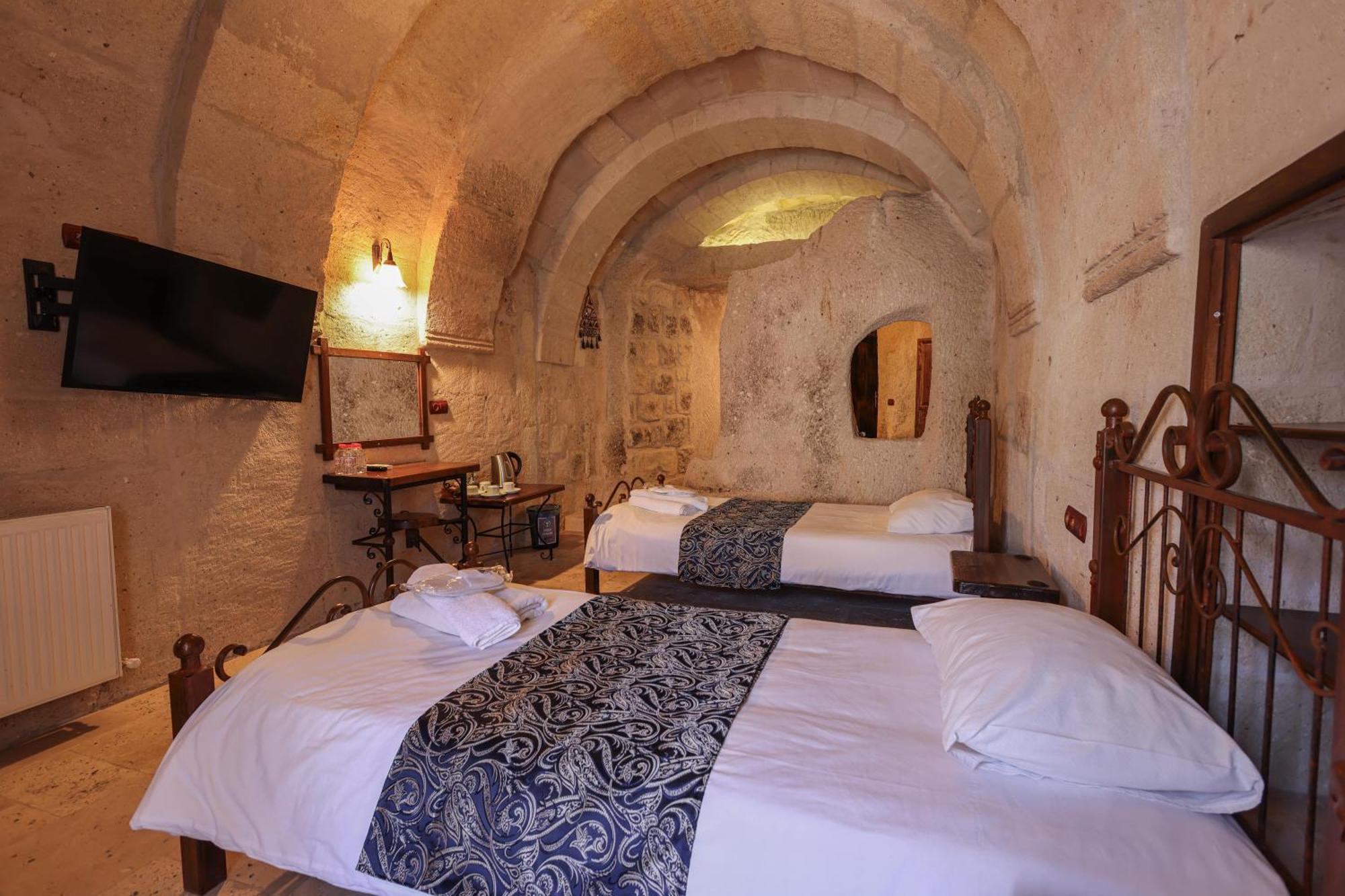 גורמה Century Cave Hotel מראה חיצוני תמונה
