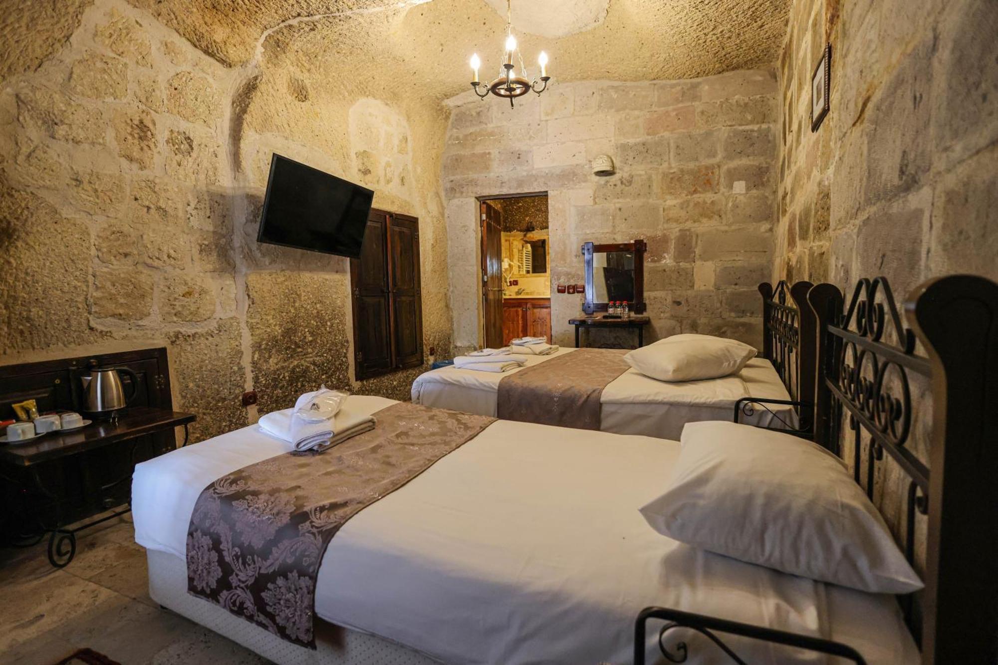 גורמה Century Cave Hotel מראה חיצוני תמונה