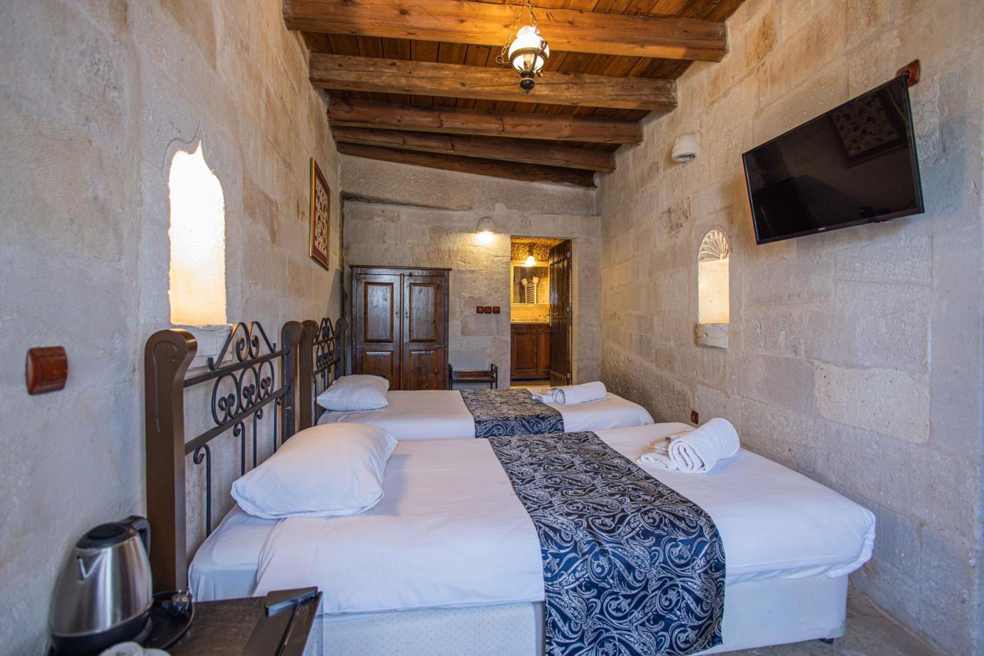 גורמה Century Cave Hotel מראה חיצוני תמונה