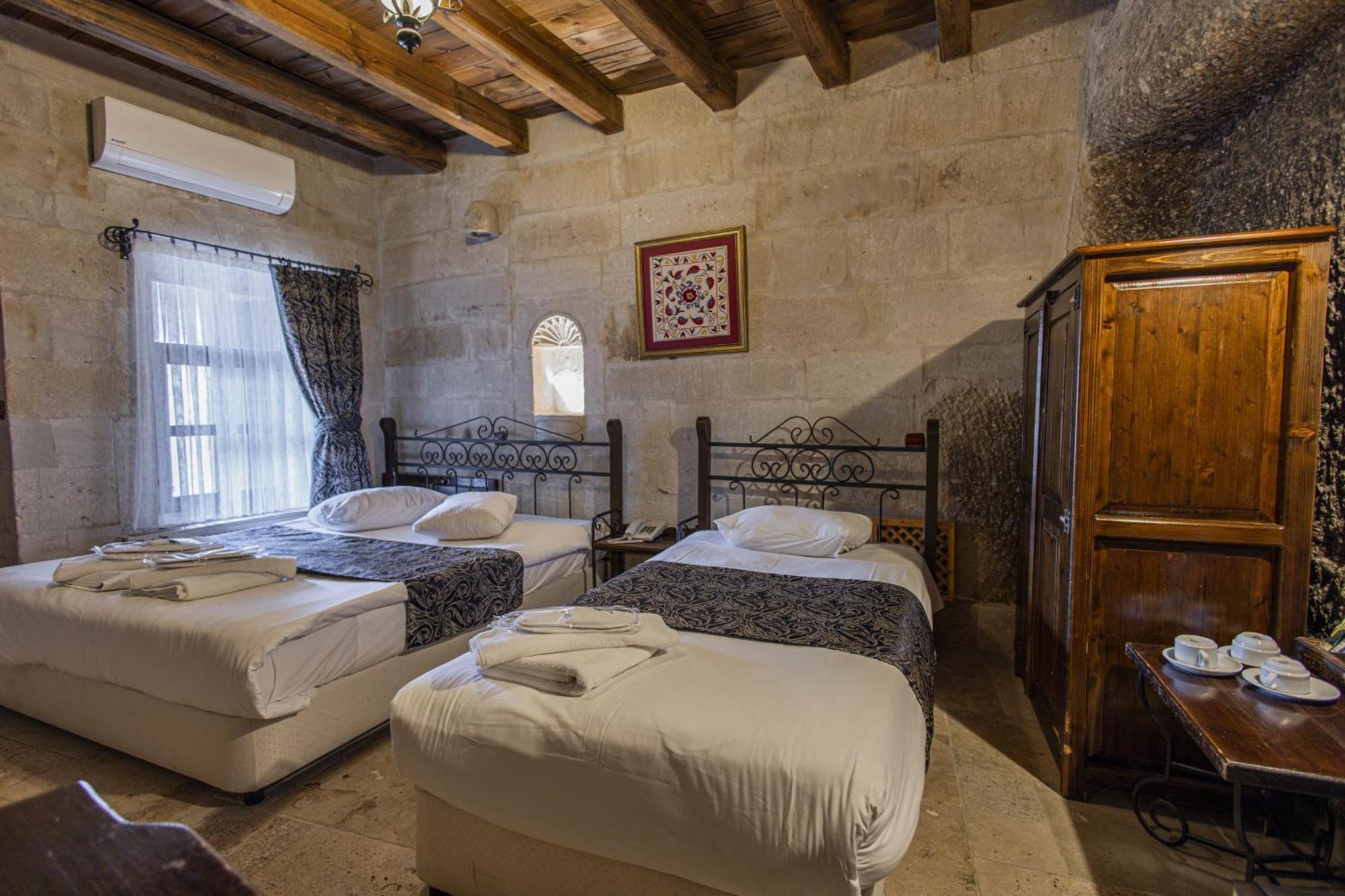 גורמה Century Cave Hotel מראה חיצוני תמונה