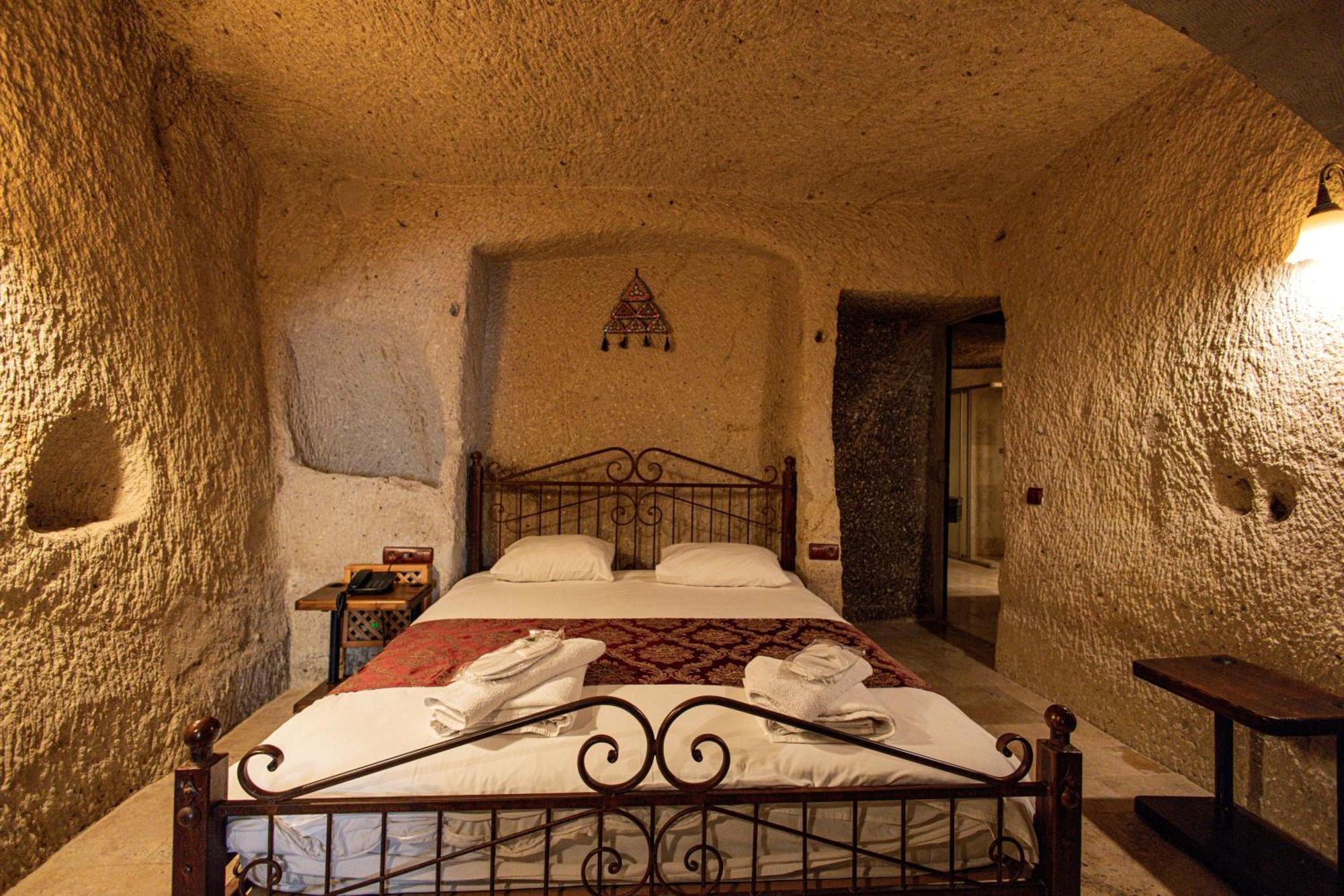 גורמה Century Cave Hotel מראה חיצוני תמונה