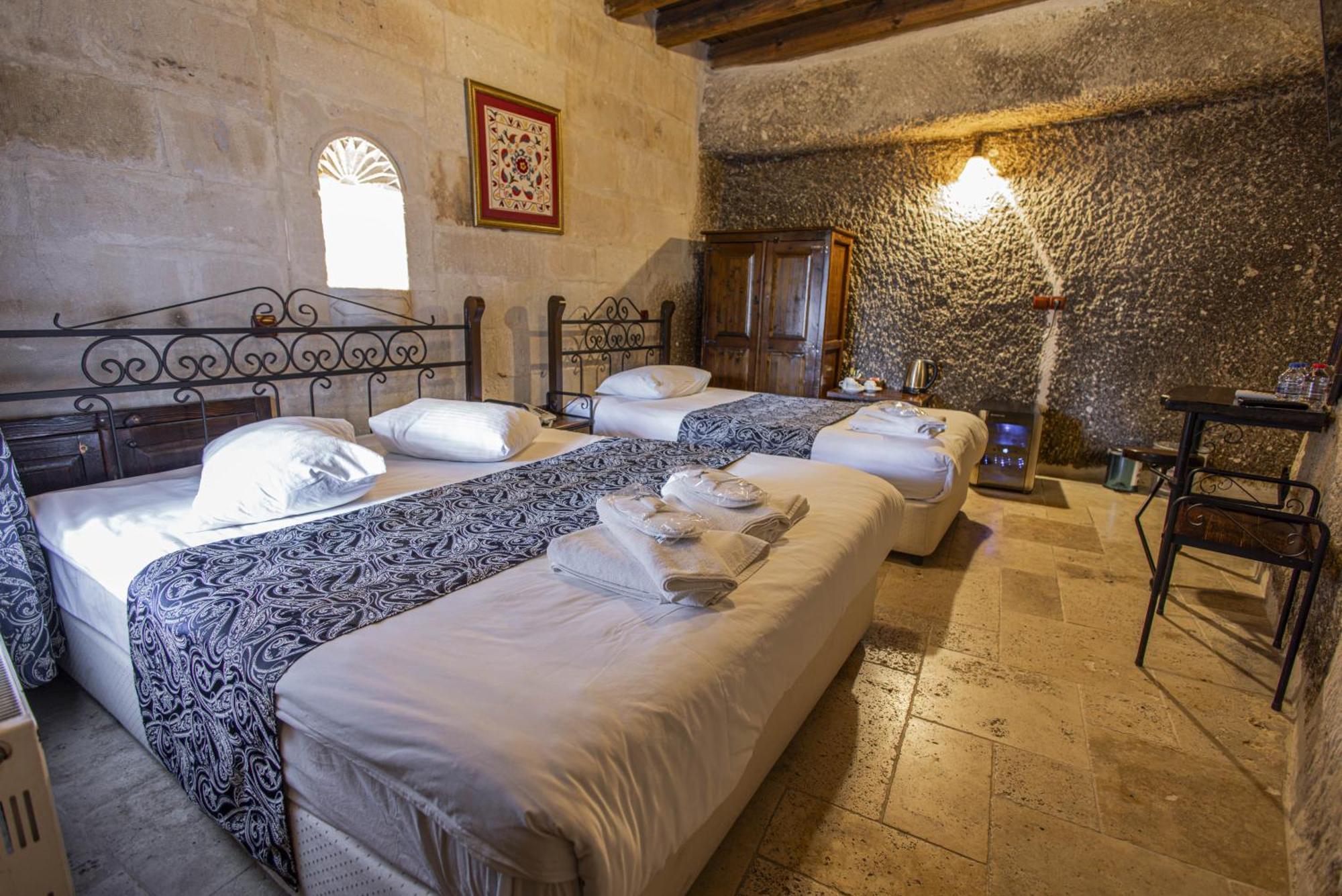 גורמה Century Cave Hotel מראה חיצוני תמונה