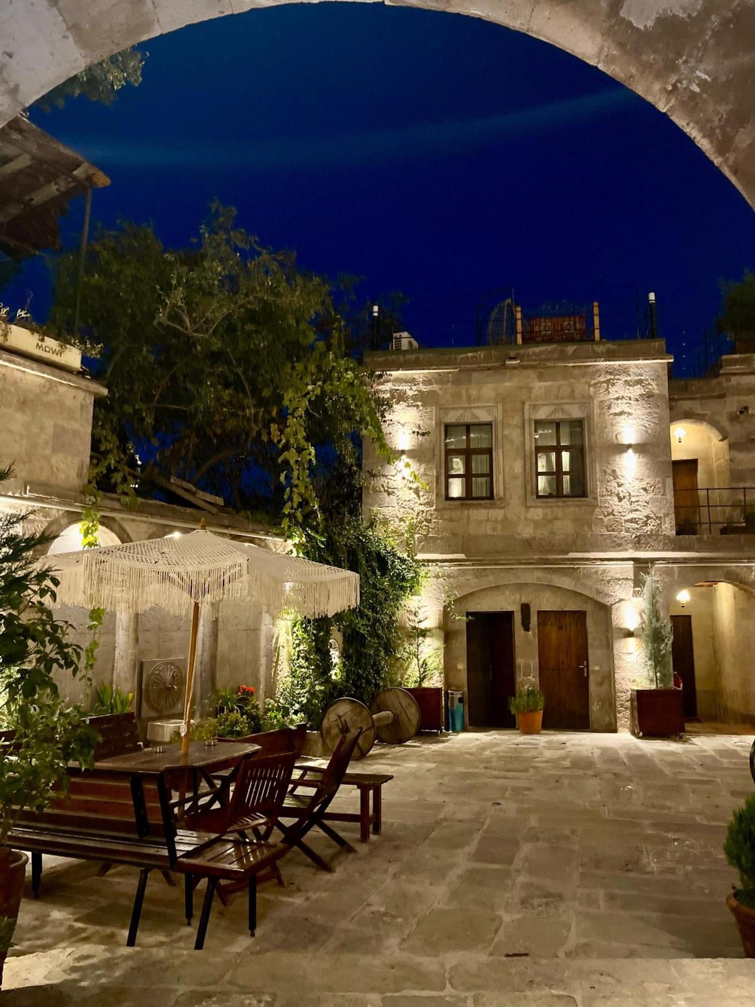 גורמה Century Cave Hotel מראה חיצוני תמונה
