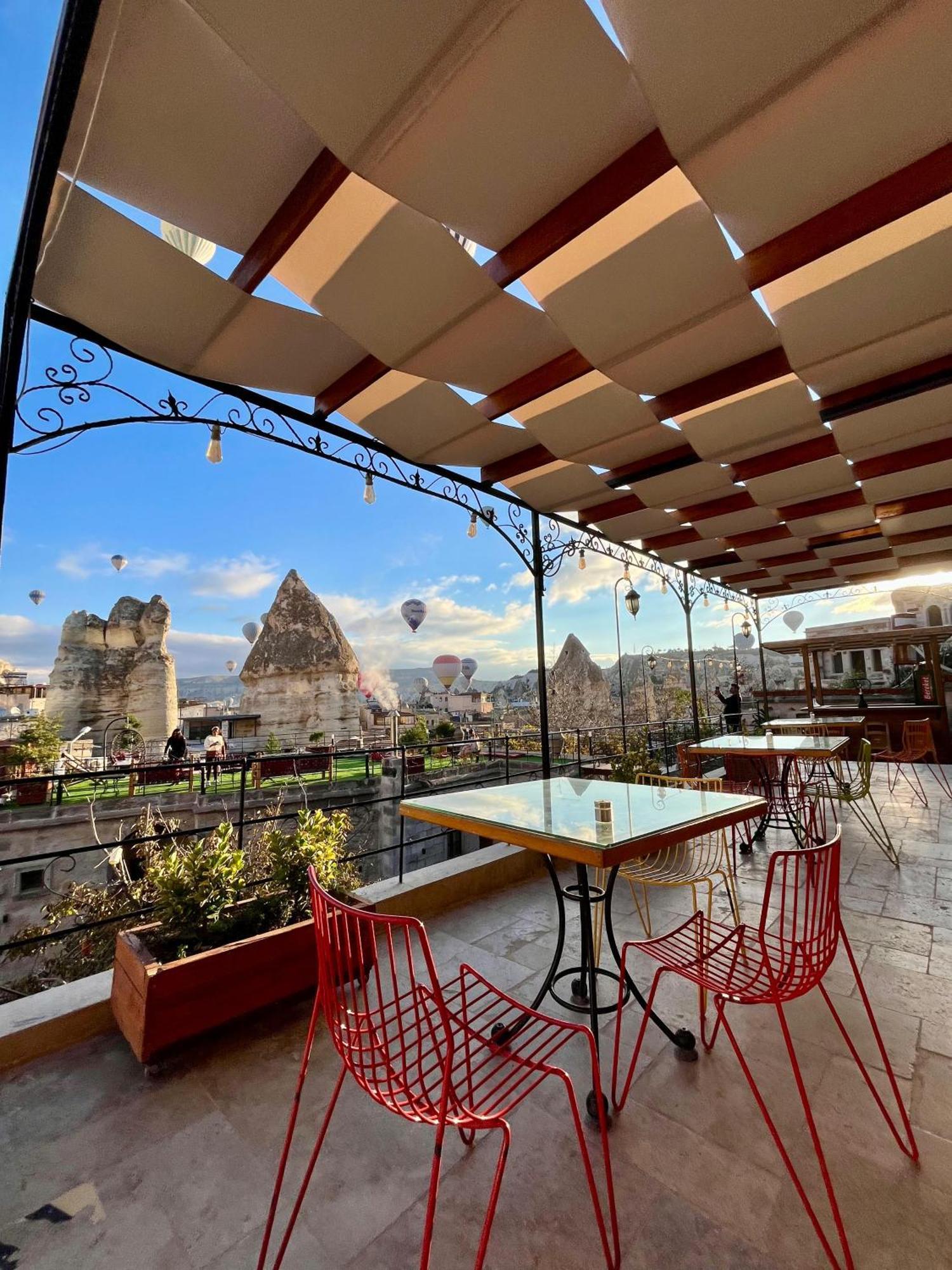 גורמה Century Cave Hotel מראה חיצוני תמונה