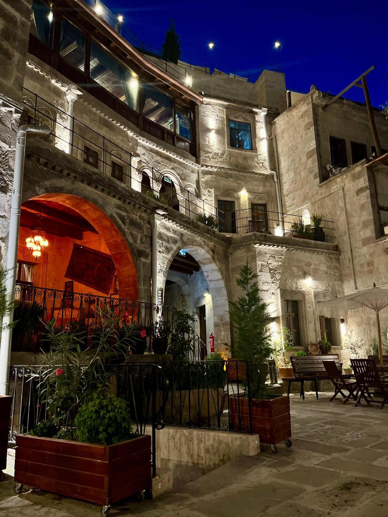 גורמה Century Cave Hotel מראה חיצוני תמונה